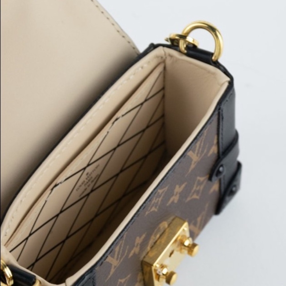Rare Runway Essential Mini Trunk Bag - Picture 13 of 14